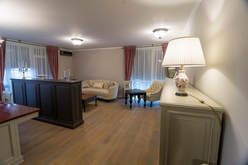 Apartament Alex 阿拉德 外观 照片